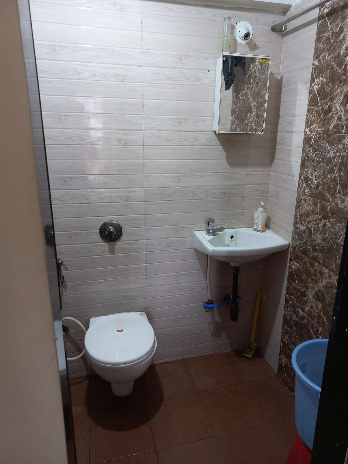 1 BHK Flat for Rent in Sethia green view , Goregaon West